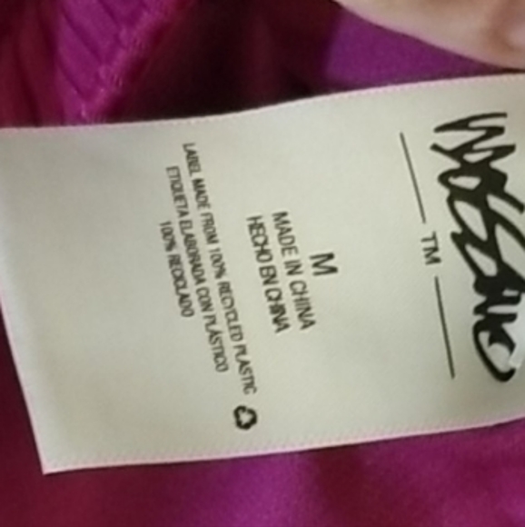 NWOT A bathingsuit top - Picture 3 of 3